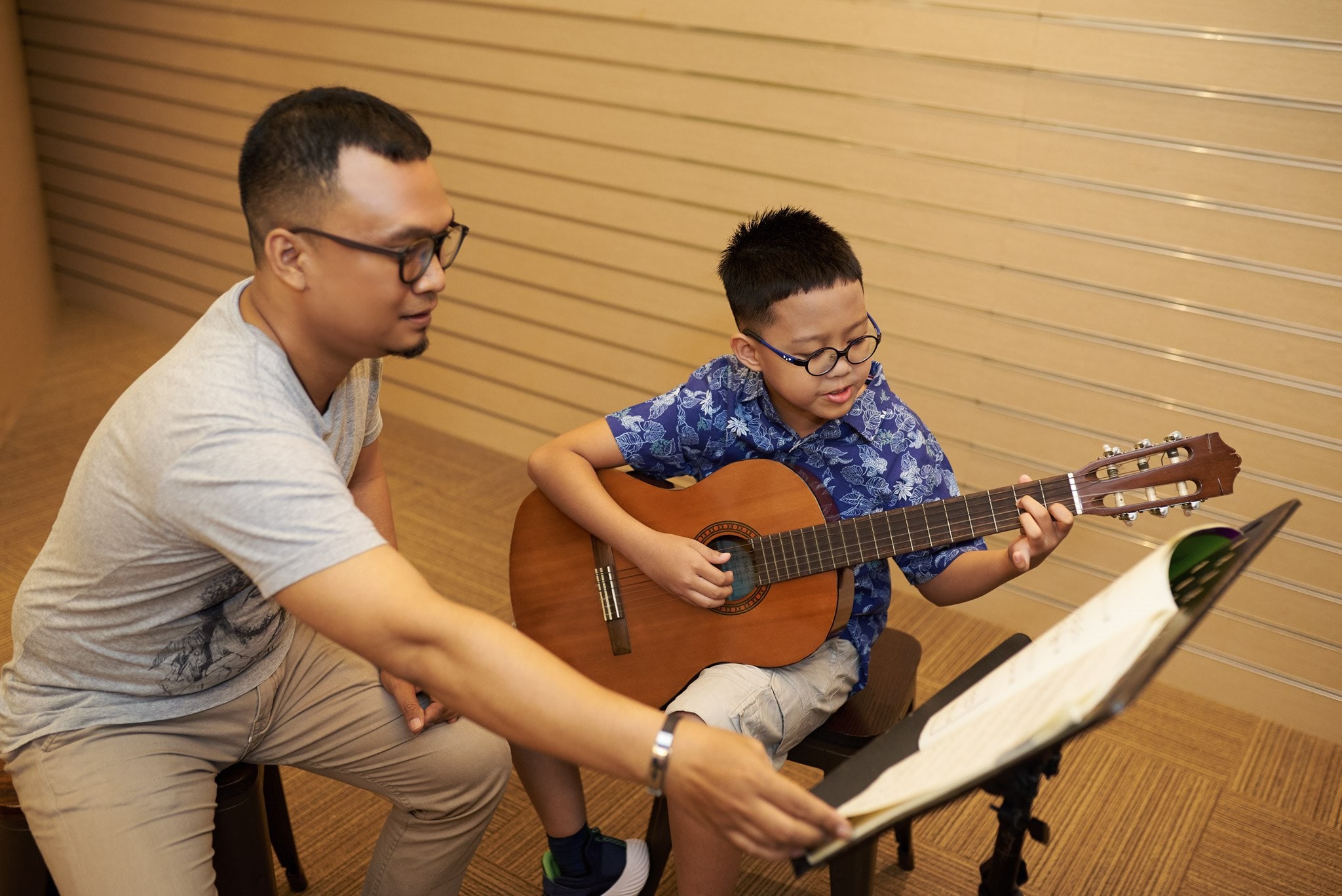 Junior Guitar Course (Age 7 - 11)