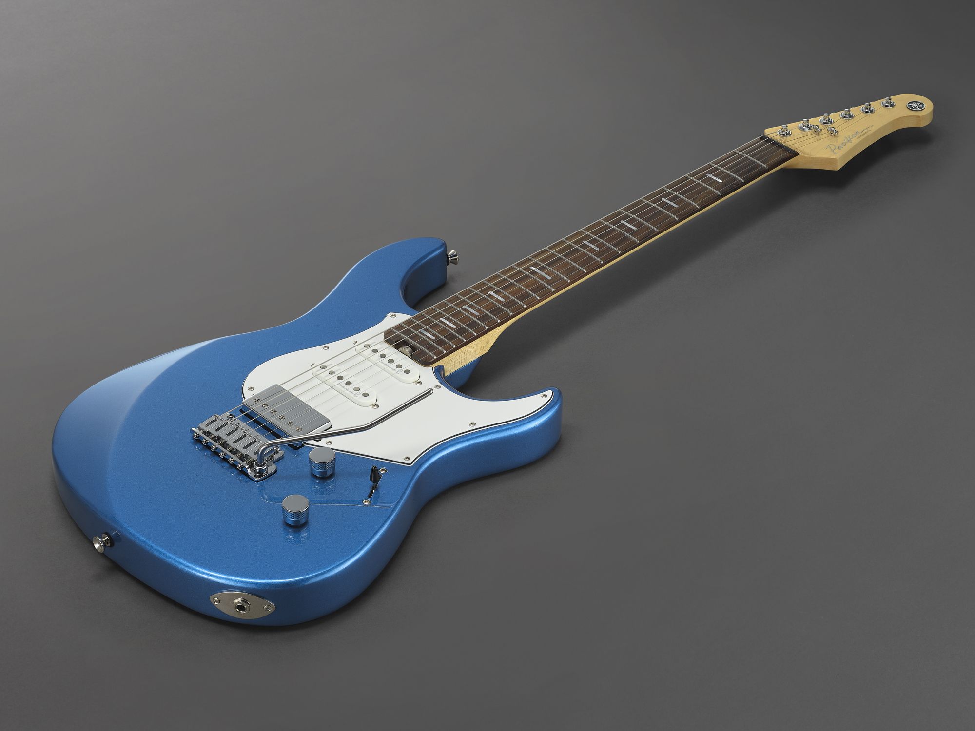 Yamaha - Electric Guitars | PAC012/100 Series